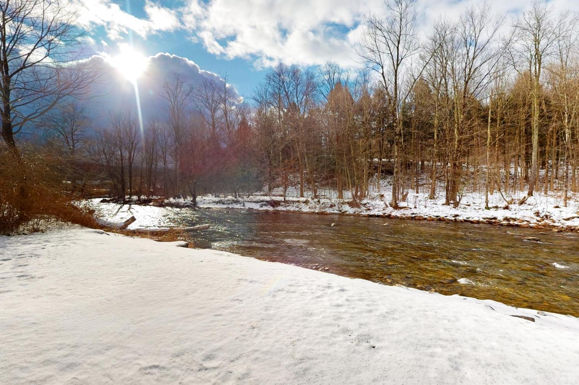 Jay Peak Getaway On Trout River Montgomery 外观 照片